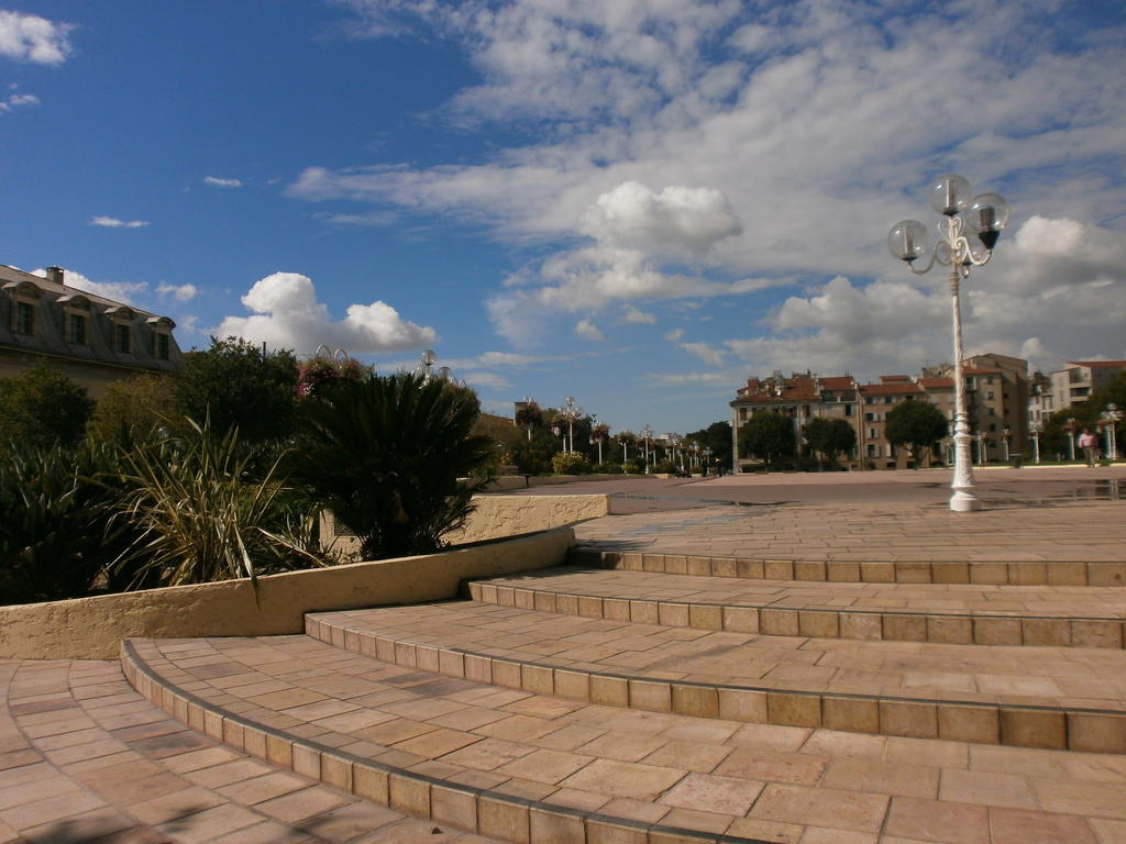 Hotel Bonaparte Toulon Kültér fotó